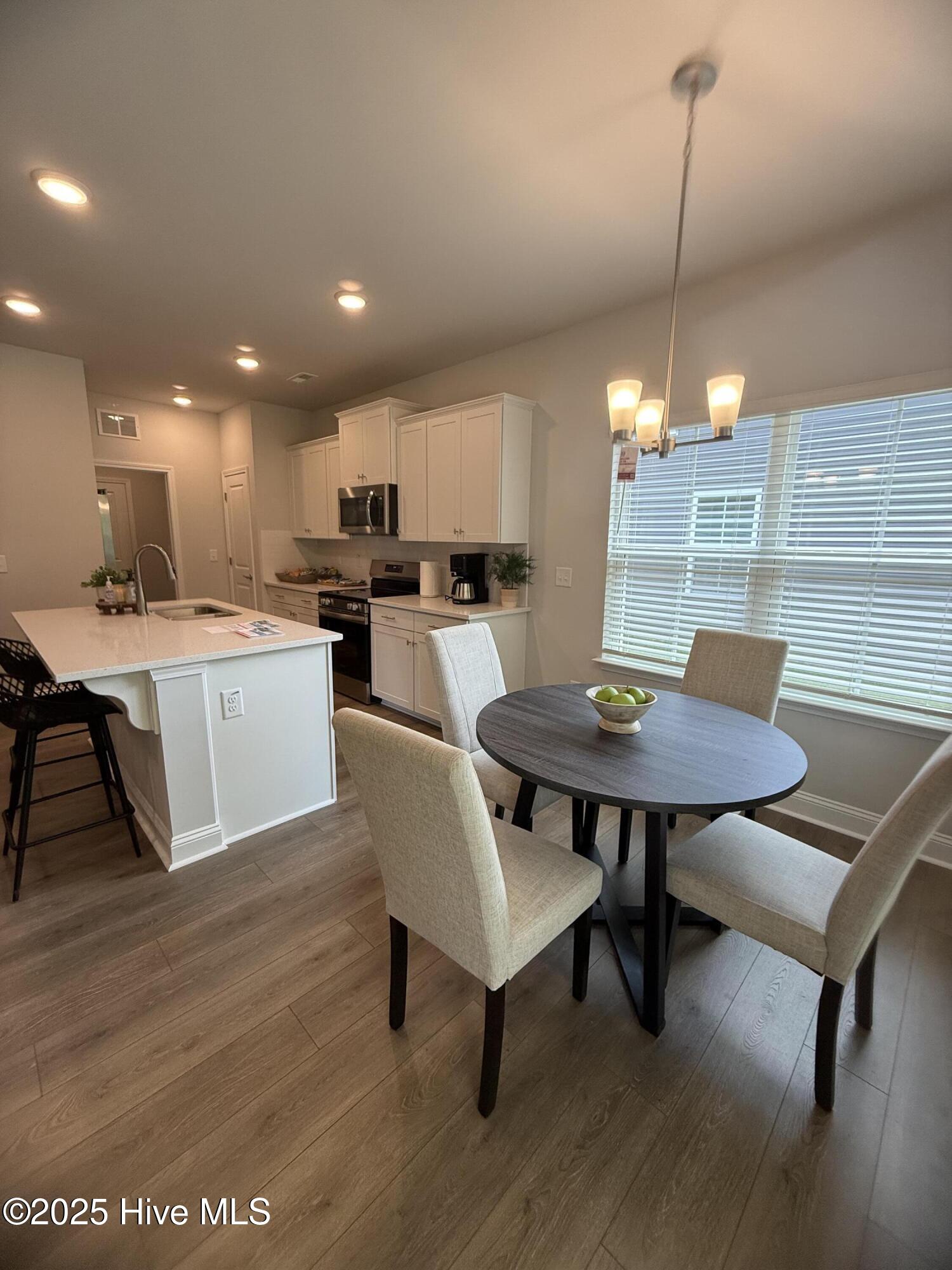 600 Central Park Way