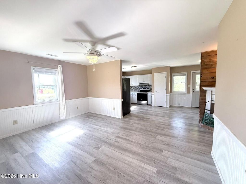 Photo of 939 Highway 70 Davis, Davis, NC 28524 (MLS # 100571221)