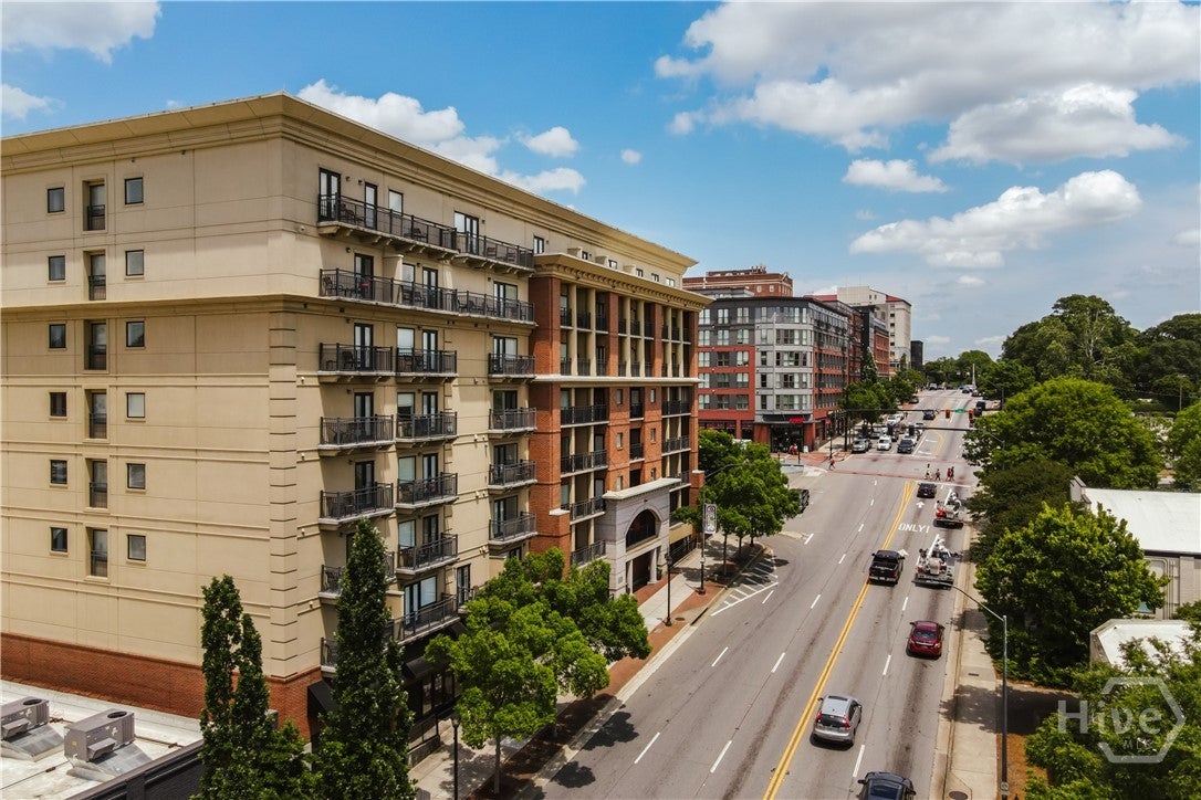 250 W Broad Street 304