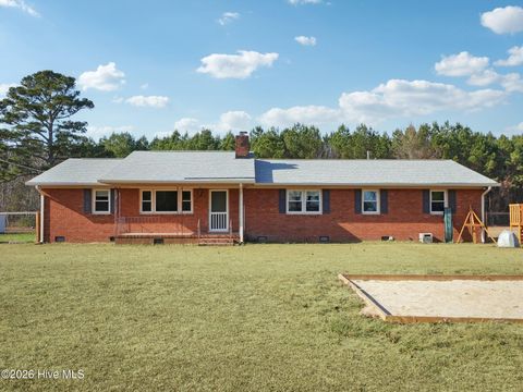 Homes For Sale - 5474 Deans Road<br/> Battleboro, NC 27809