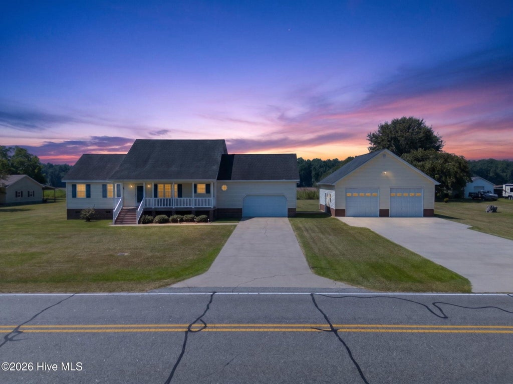 Photo of 926 Chambers Ferry Road, Edenton, NC 27932 (MLS # 100601306)