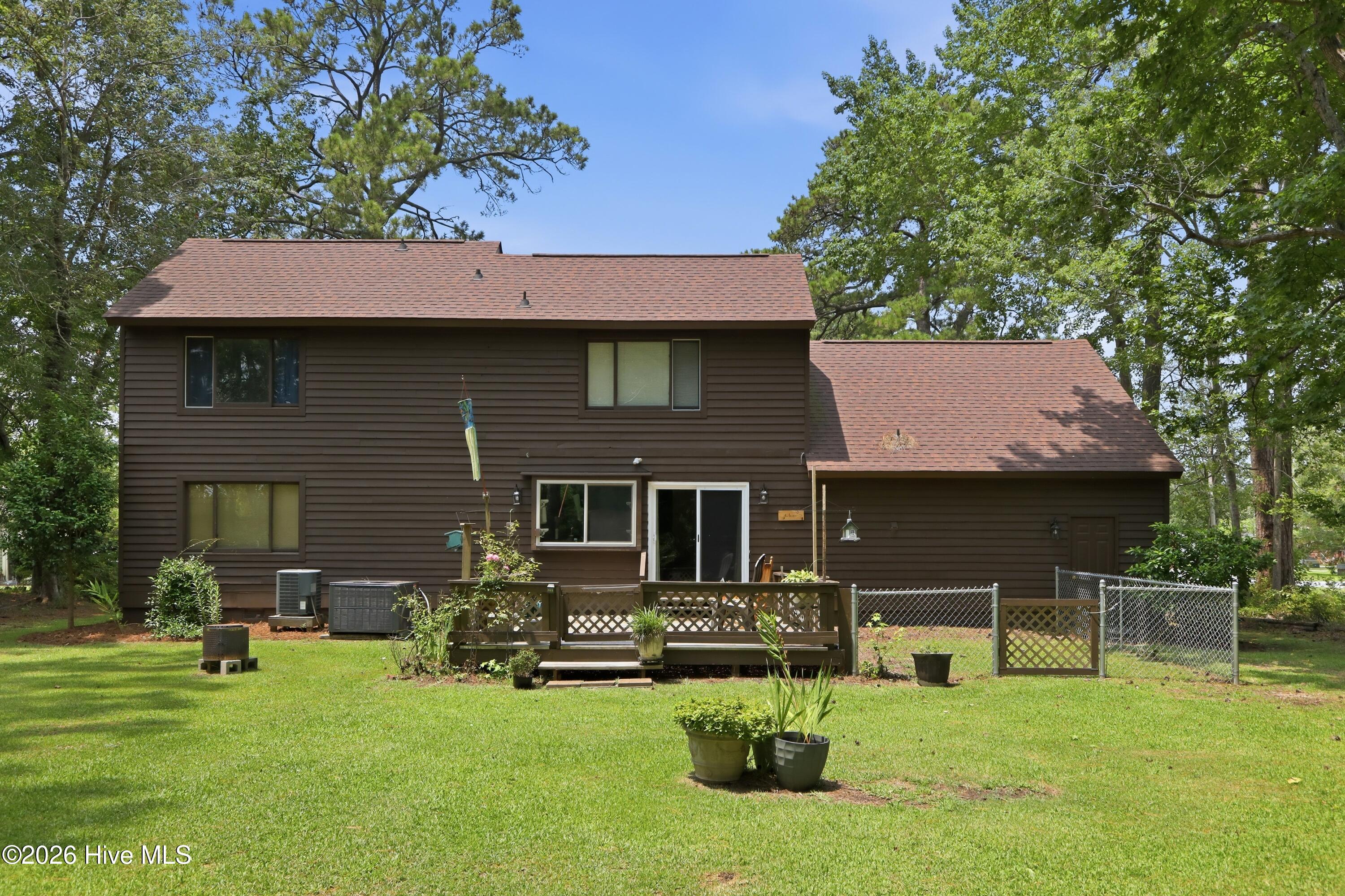 704 Meadow Court