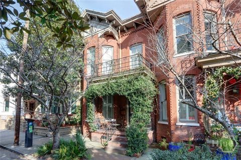 Multifamily For Sale - 220 E State Street<br/> Chatham County, Savannah, GA 31401