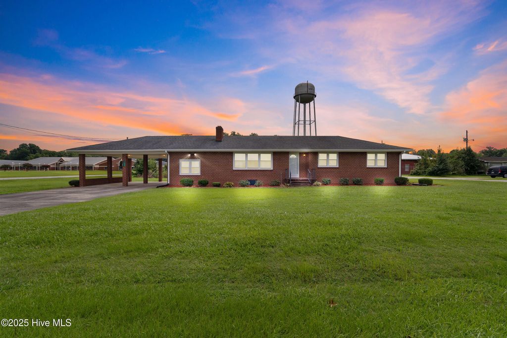 Photo of 195 Winfall Boulevard, Hertford, NC 27944 (MLS # 100560749)