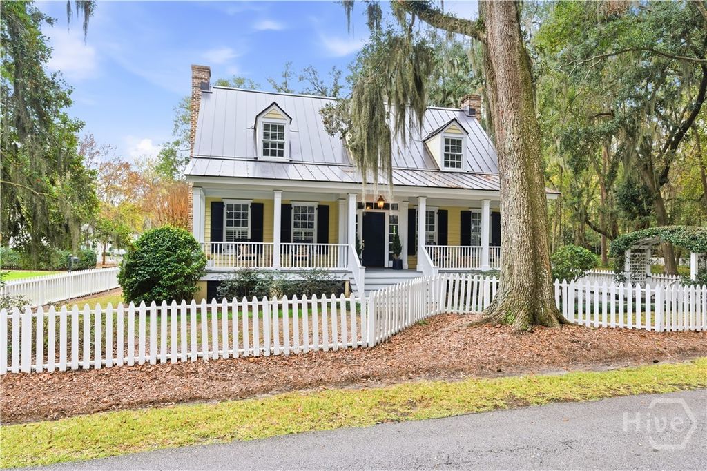 Photo of 52 Magnolia Lane, Richmond Hill, GA 31324 (MLS # SA345470)