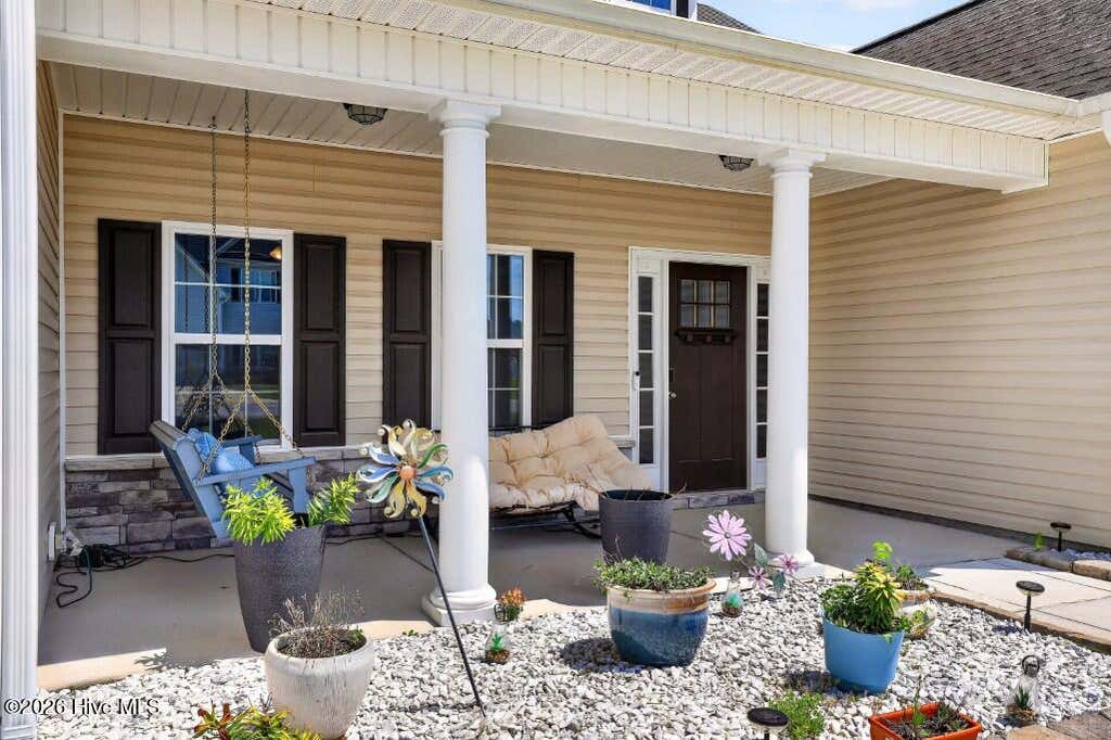 Photo of 2019 Tarpon Trail, New Bern, NC 28562 (MLS # 100597313)