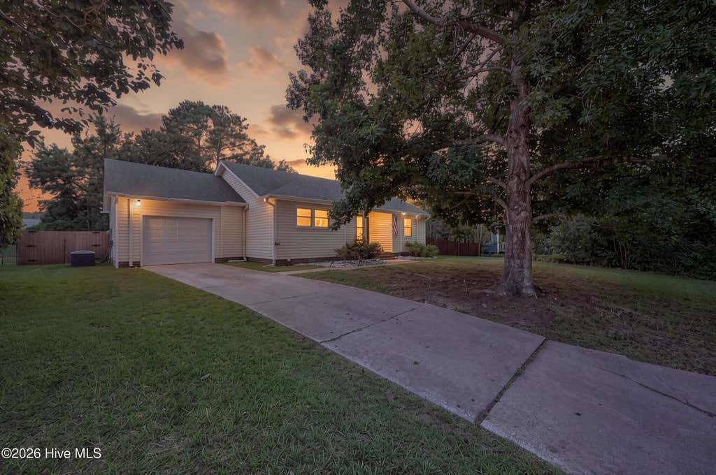 Photo of 265 Bayberry Court, Jacksonville, NC 28540 (MLS # 100596163)