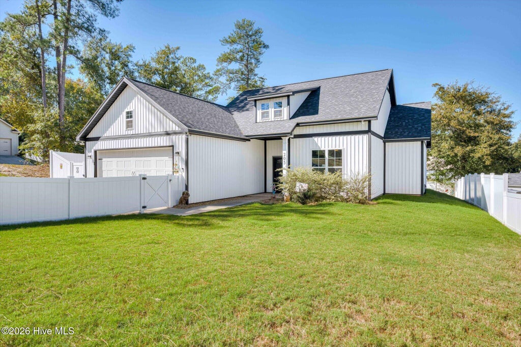 Photo of 205 Thaxton Court, North Augusta, SC 29841 (MLS # 100611954)