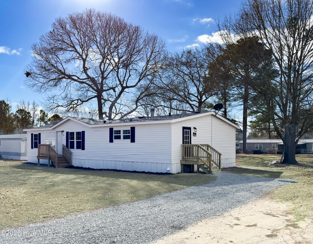 Photo of 202 Hopesway Drive, Dudley, NC 28333 (MLS # 100556868)