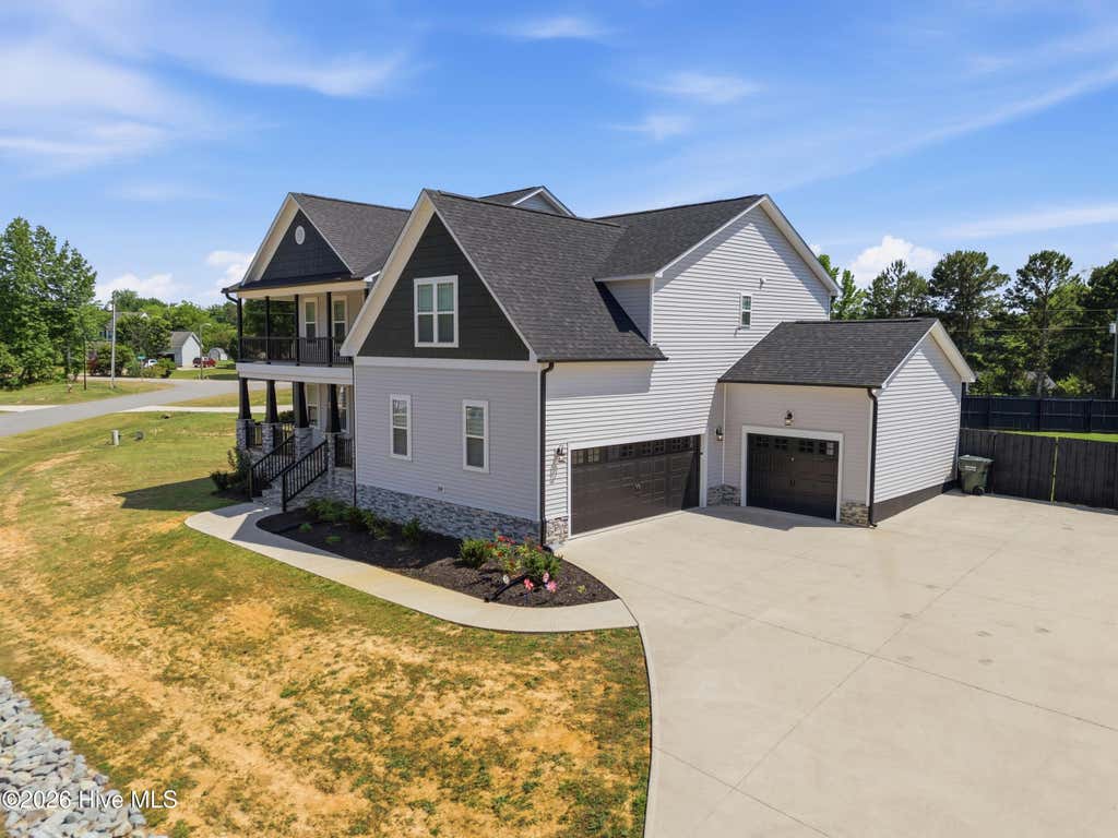 Photo of 69 Red Rocks Circle, Benson, NC 27504 (MLS # 100593976)