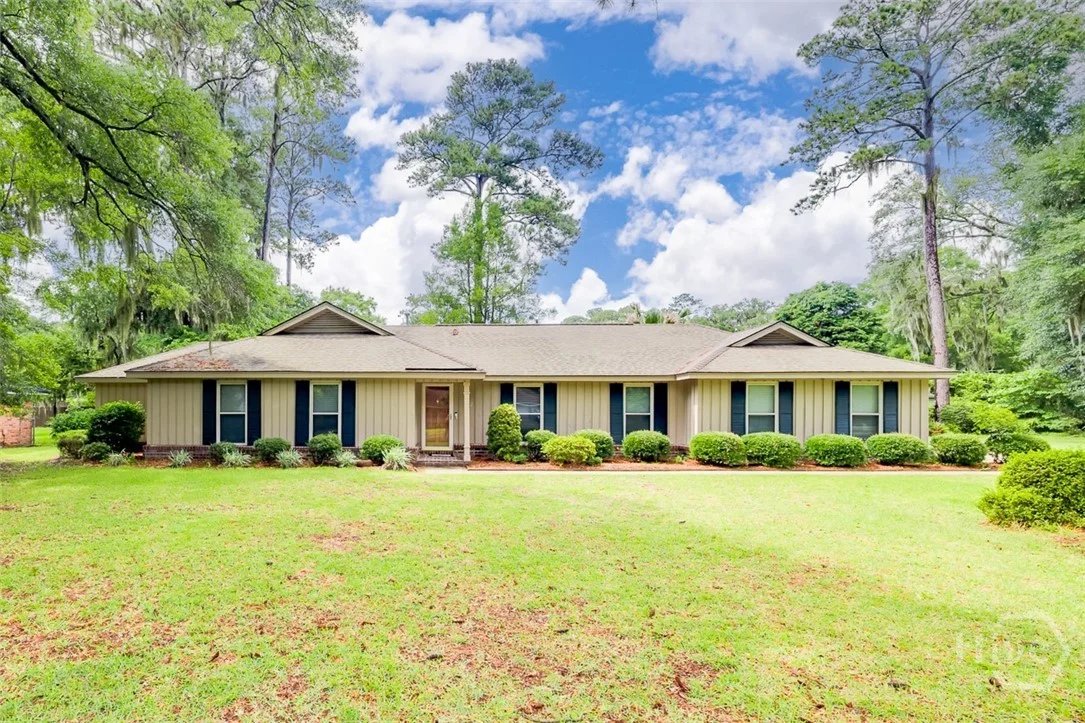 22 River Oaks Road