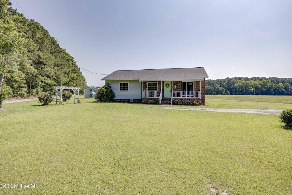 Photo of 682 Cherry Road, Washington, NC 27889 (MLS # 100586571)