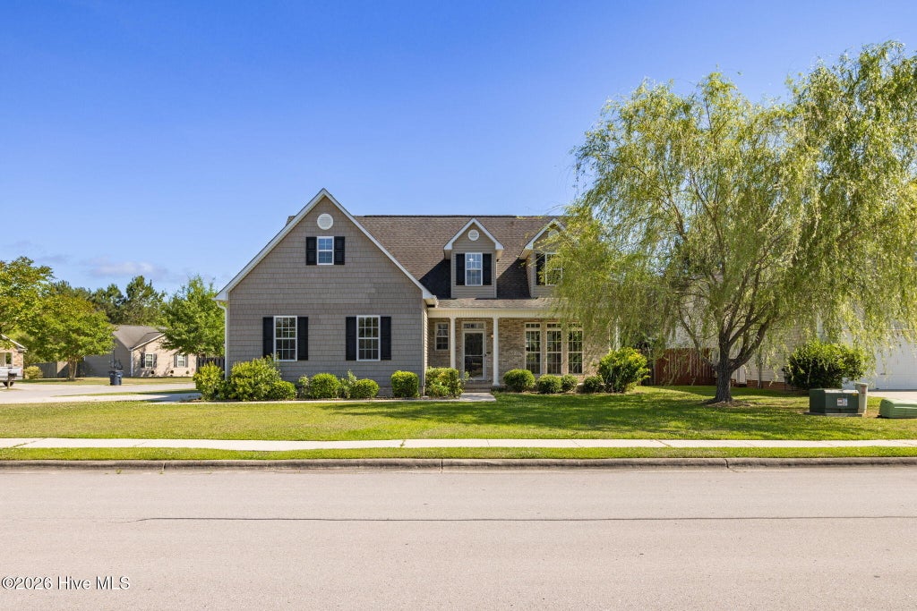 Photo of 300 Walkens Woods Lane, Jacksonville, NC 28546 (MLS # 100609262)