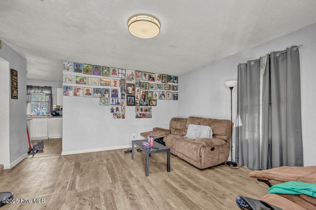 Photo of 1113 E Stewart Circle, Wilmington, NC 28405 (MLS # 100543529)