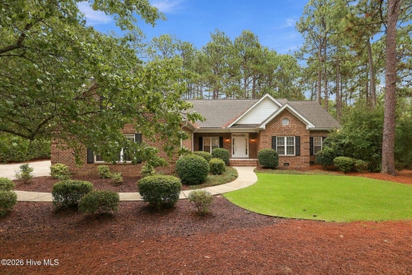 51 MCMICHAEL DR, PINEHURST, NC 28374 - Image 3dee8c778342b64d5e501f1dad2d8f6d/3265246142