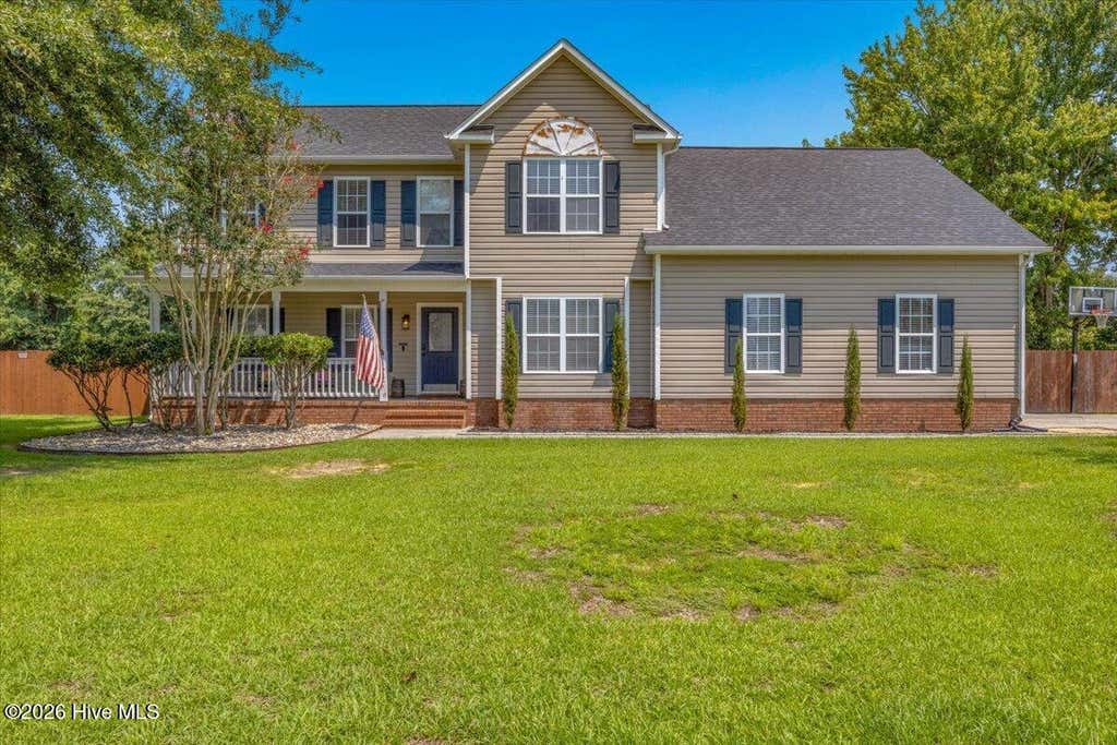 Photo of 194 Bridlewood Drive, Jacksonville, NC 28540 (MLS # 100595778)