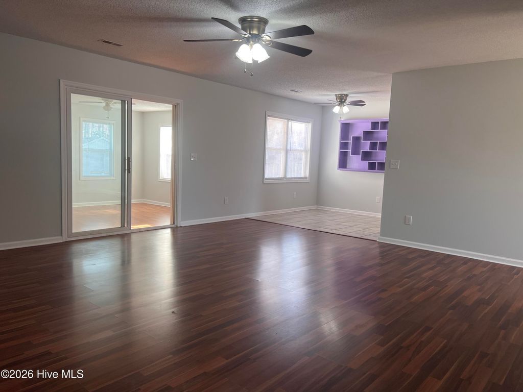 Photo of 212 Springvale Street, Elizabeth City, NC 27909 (MLS # 100558723)