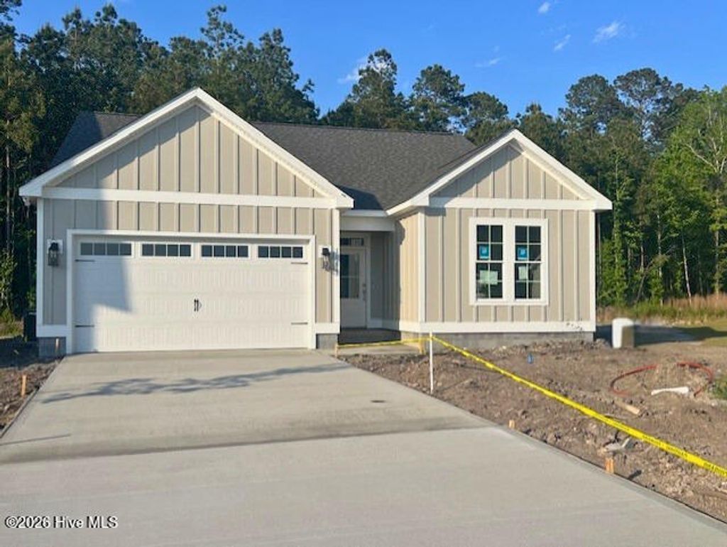 Photo of 1009 Exeter Place, New Bern, NC 28562 (MLS # 100569299)