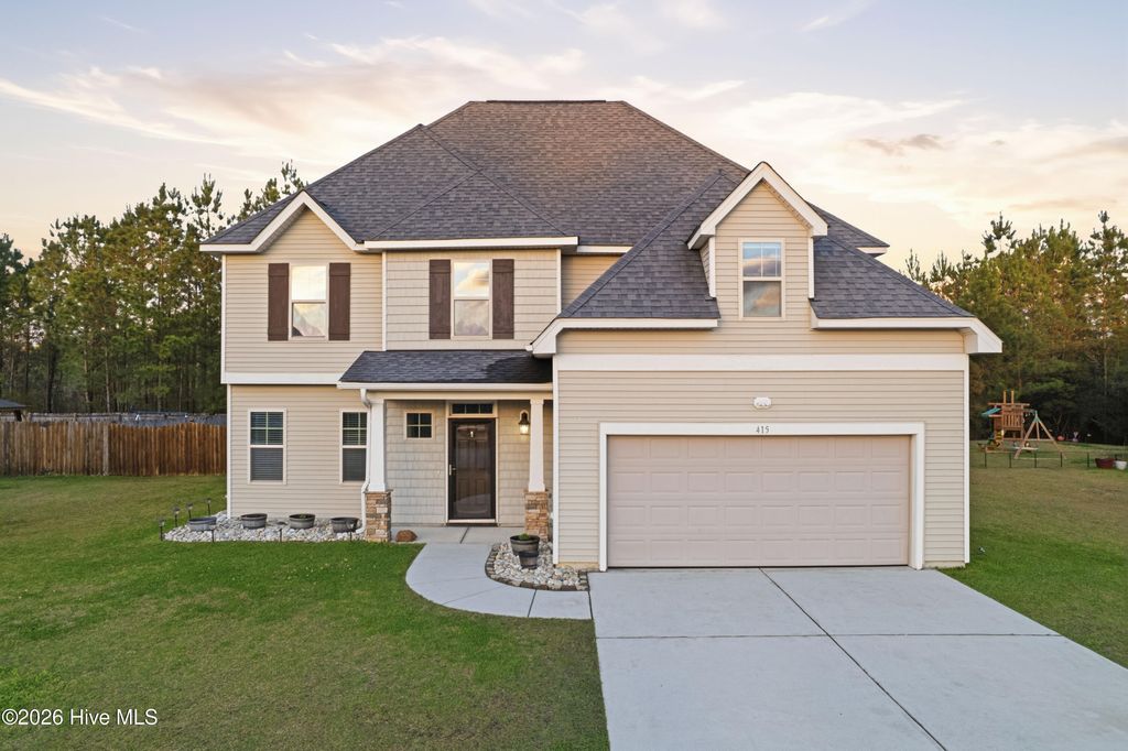 Photo of 415 Cyrus Thompson Drive, Jacksonville, NC 28546 (MLS # 100559199)