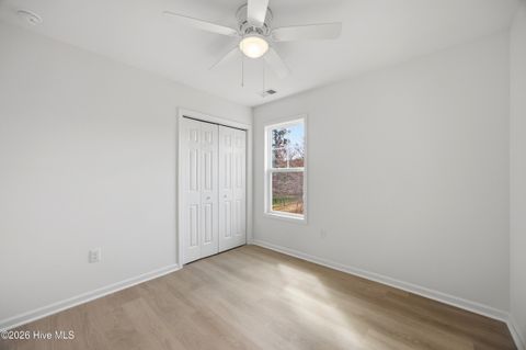 Tiny photo for 711 W Hayes Street, Burgaw, NC 28425 (MLS # 100559922)