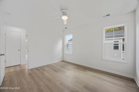 Tiny photo for 711 W Hayes Street, Burgaw, NC 28425 (MLS # 100559922)