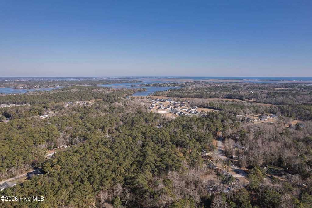 Photo of 131 Henson Road, Hubert, NC 28539 (MLS # 100554735)