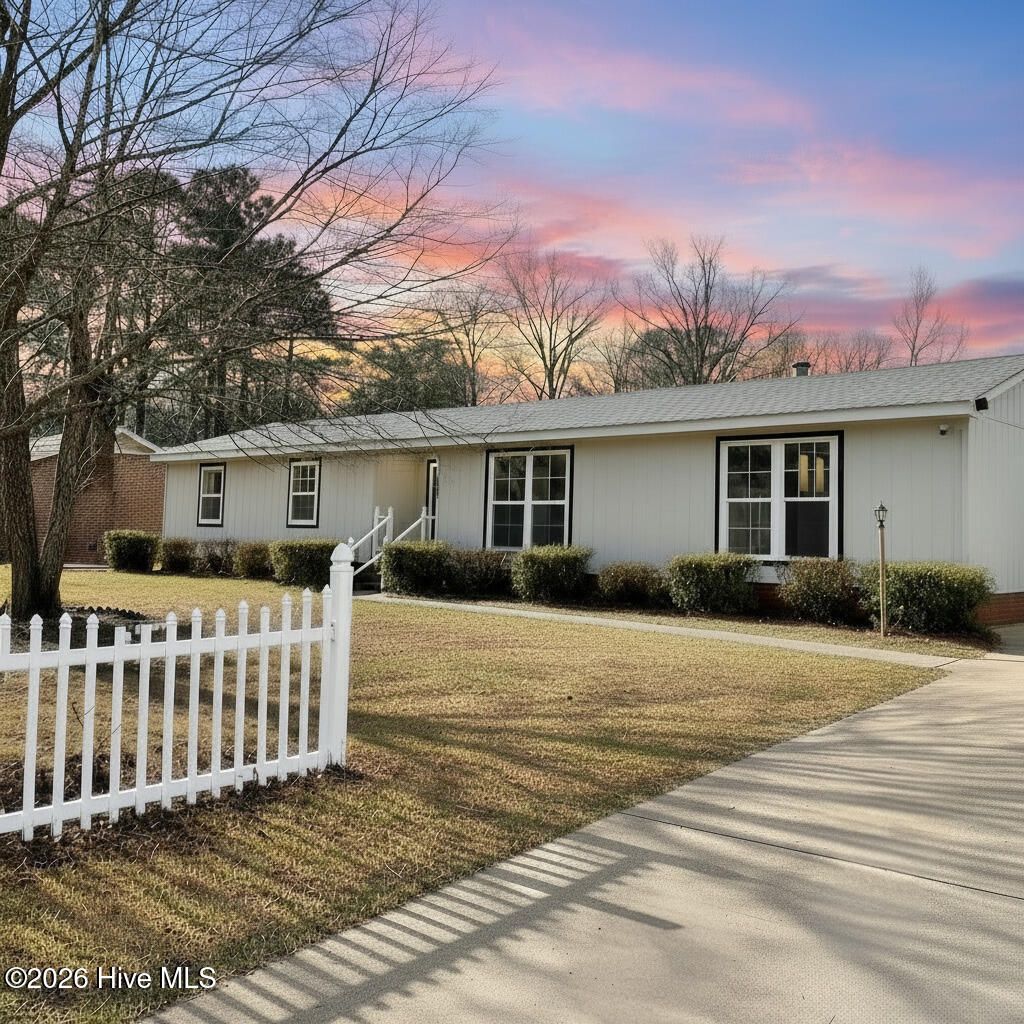 Photo of 804 Speight Drive, Rocky Mount, NC 27803 (MLS # 100558790)