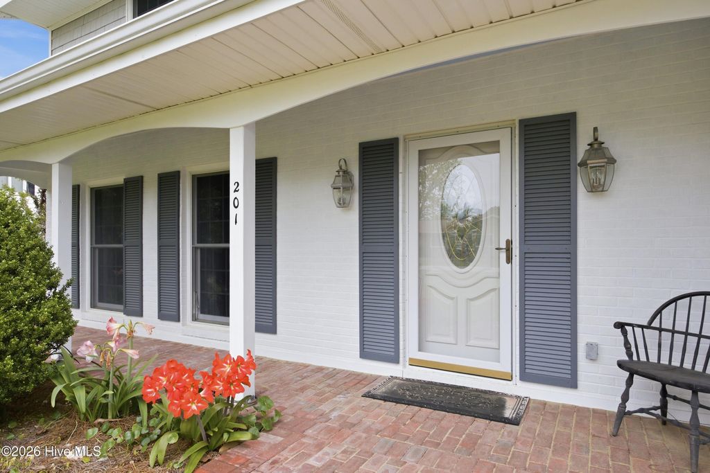 Photo of 201 Sycamore Drive, Beaufort, NC 28516 (MLS # 100556715)