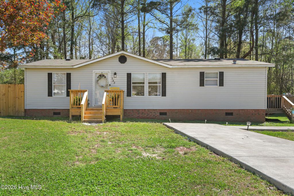Photo of 133 Woodcroft Lane, Rocky Point, NC 28457 (MLS # 100564422)