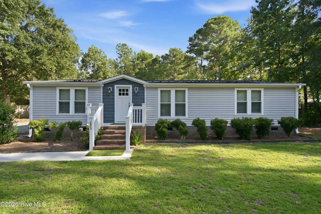 Photo of 295 Groves Point Circle, Hampstead, NC 28443 (MLS # 100592795)