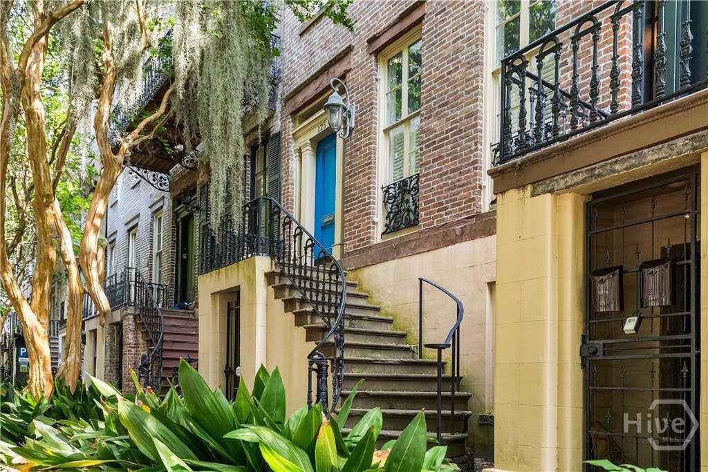 Photo of 125 W Gordon Street, Savannah, GA 31401 (MLS # SA360816)