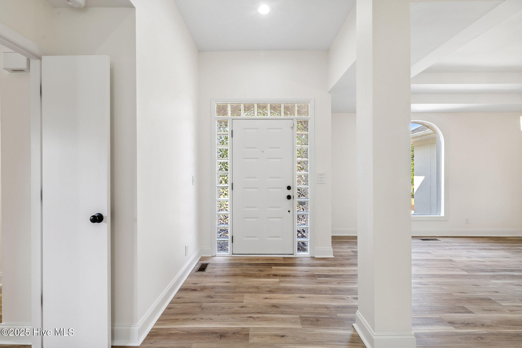 938 Oyster Pointe Drive