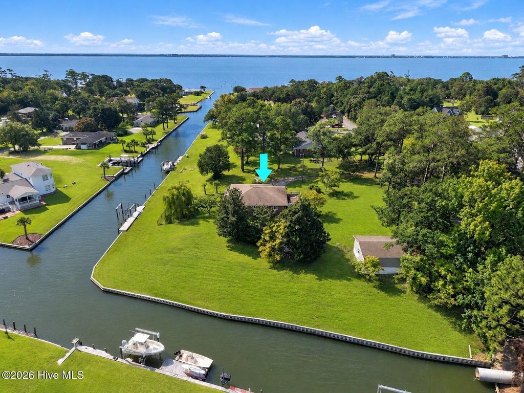 Photo of 315 Holly Lane, Newport, NC 28570 (MLS # 100603523)