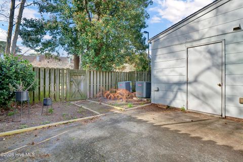 Tiny photo for 4912 Seabrook Court, Wilmington, NC 28403 (MLS # 100559054)