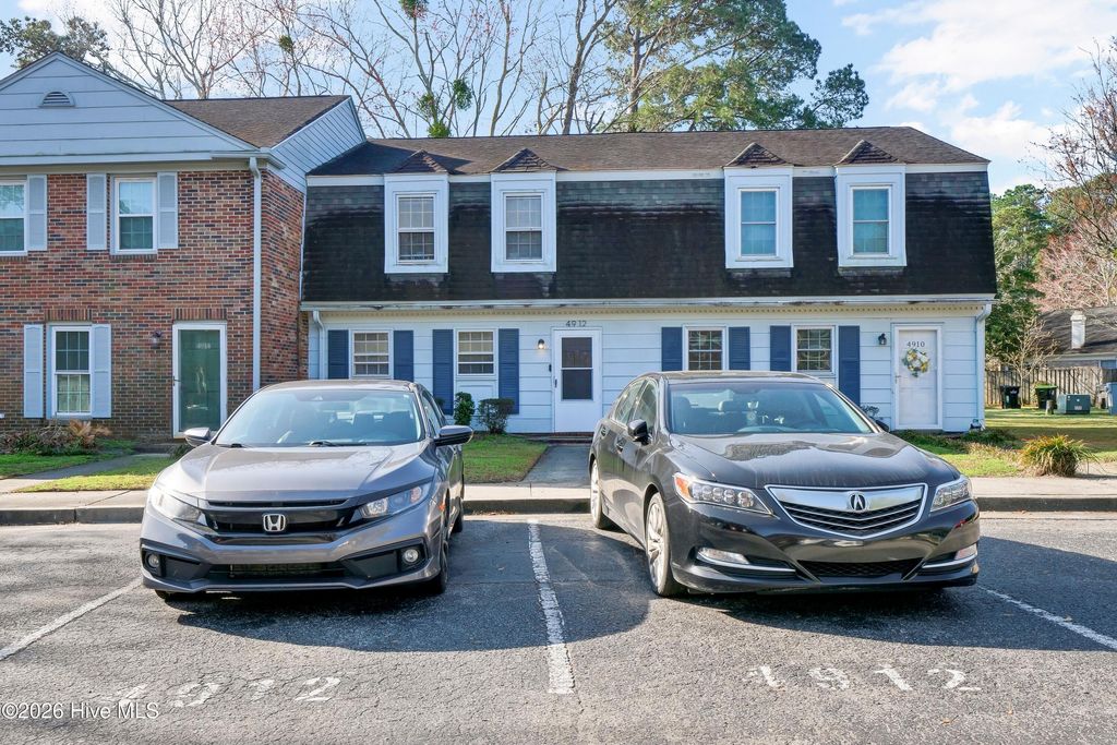 Photo of 4912 Seabrook Court, Wilmington, NC 28403 (MLS # 100559054)