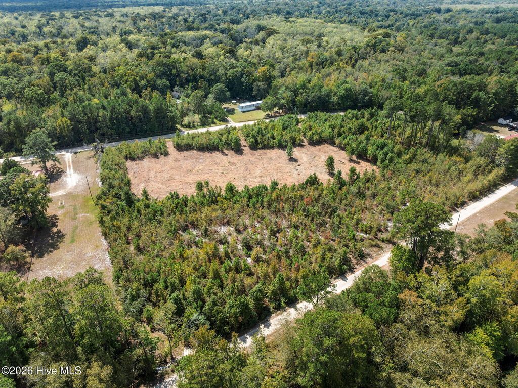 Photo of 4 Jolly Ole Field Road, Grifton, NC 28530 (MLS # 100548104)