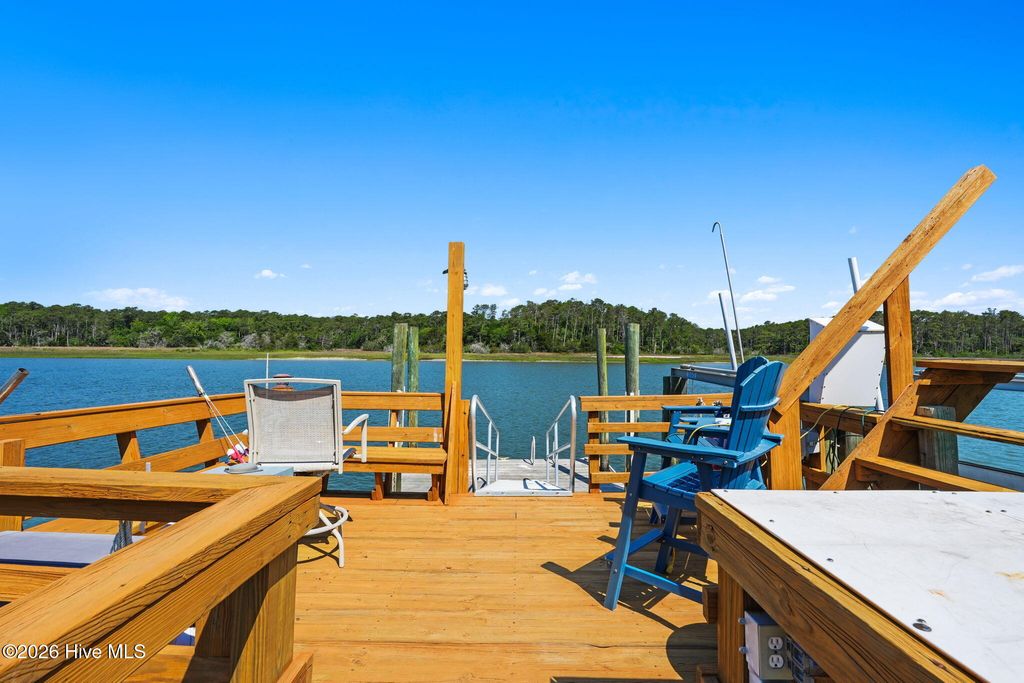 Photo of 2920 W Yacht Drive, Oak Island, NC 28465 (MLS # 100574523)