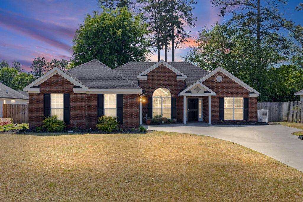 Photo of 175 Cottonwood Court, North Augusta, SC 29860 (MLS # 554609)