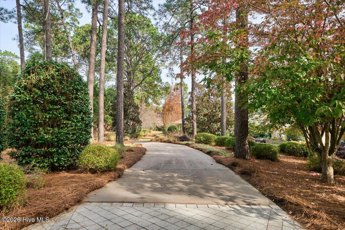 475 Lake Dornoch Drive