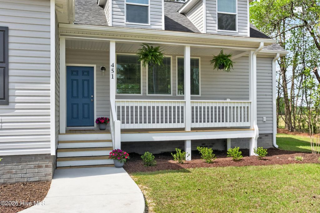 Photo of 451 Governors Road SE, Winnabow, NC 28479 (MLS # 100567047)