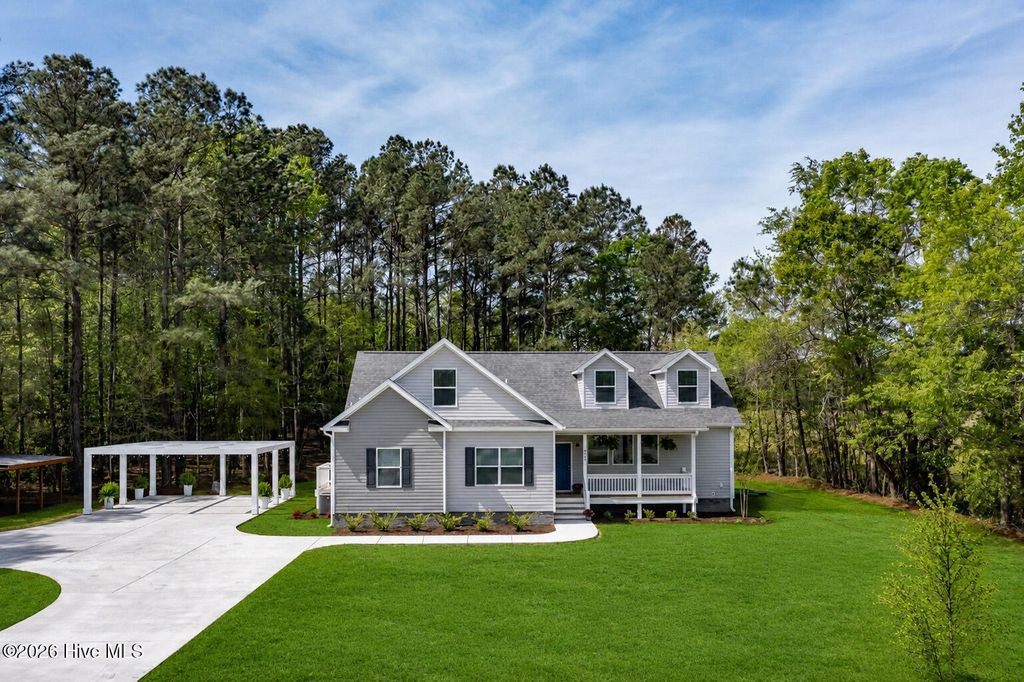Photo of 451 Governors Road SE, Winnabow, NC 28479 (MLS # 100567047)