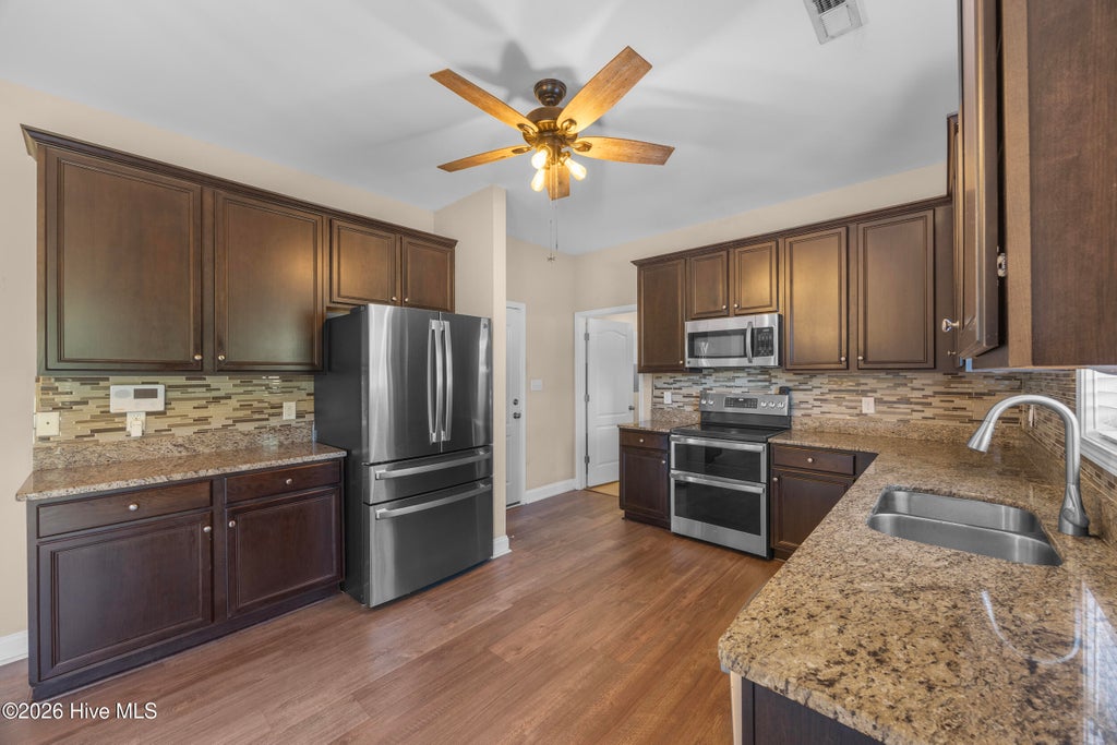 Photo of 104 Saw Grass Drive, Maple Hill, NC 28454 (MLS # 100610783)