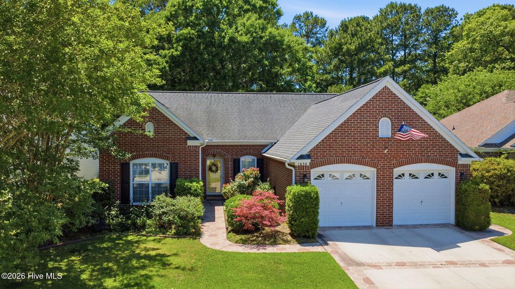Photo of 1654 Sedgefield Drive, Murrells Inlet, SC 29576 (MLS # 100576638)