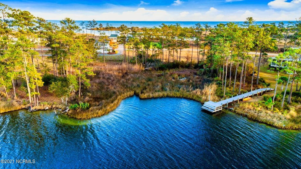 Photo of 275 Ballast Point, Oriental, NC 28571 (MLS # 100552118)