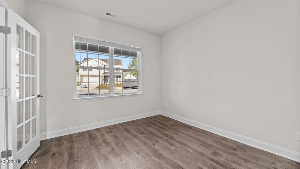 Photo of 236 Lake Tyler Drive, New Bern, NC 28560 (MLS # 100556091)