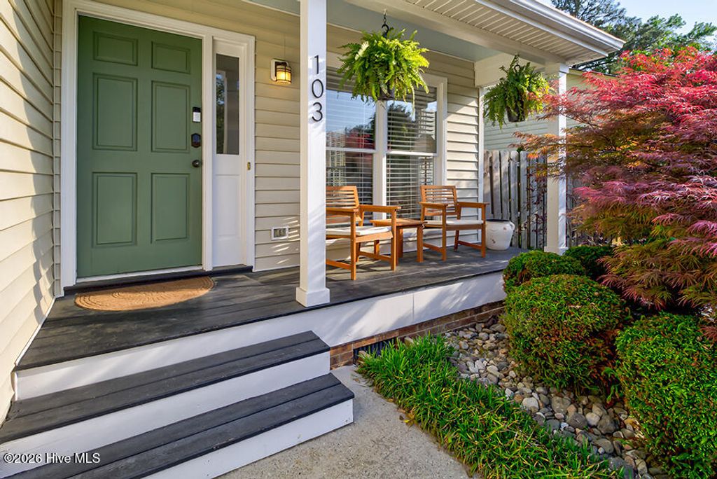 Photo of 103 W Kilarny Road, Wilmington, NC 28409 (MLS # 100567381)