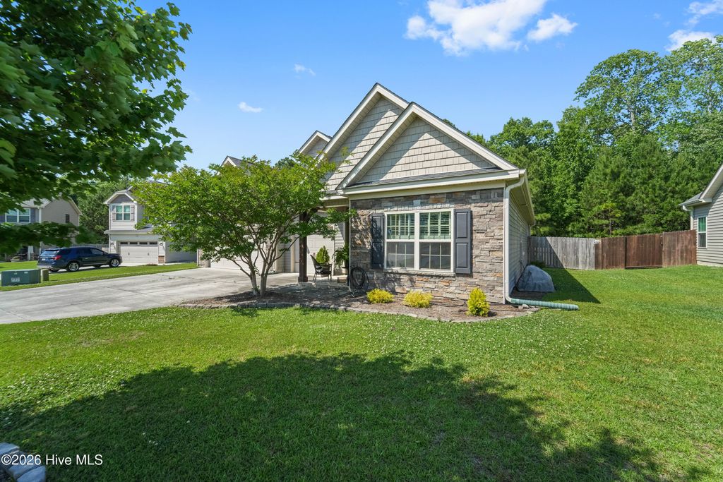 Photo of 134 Mittams Point Drive, Jacksonville, NC 28546 (MLS # 100575885)