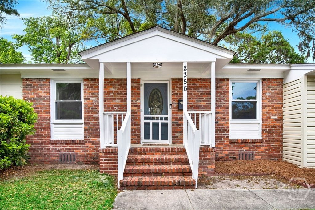 Photo of 2356 E 42nd Street, Savannah, GA 31404 (MLS # SA352403)