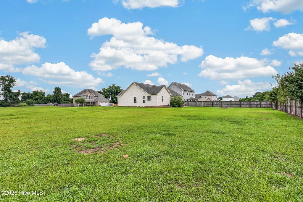 Photo of 108 Farmington Drive, Richlands, NC 28574 (MLS # 100592312)