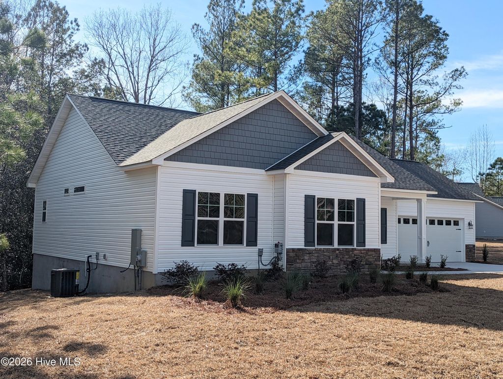 Photo of 7137 Jennings Road NE, Leland, NC 28451 (MLS # 100547605)
